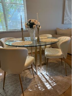 Glass dining tablet set