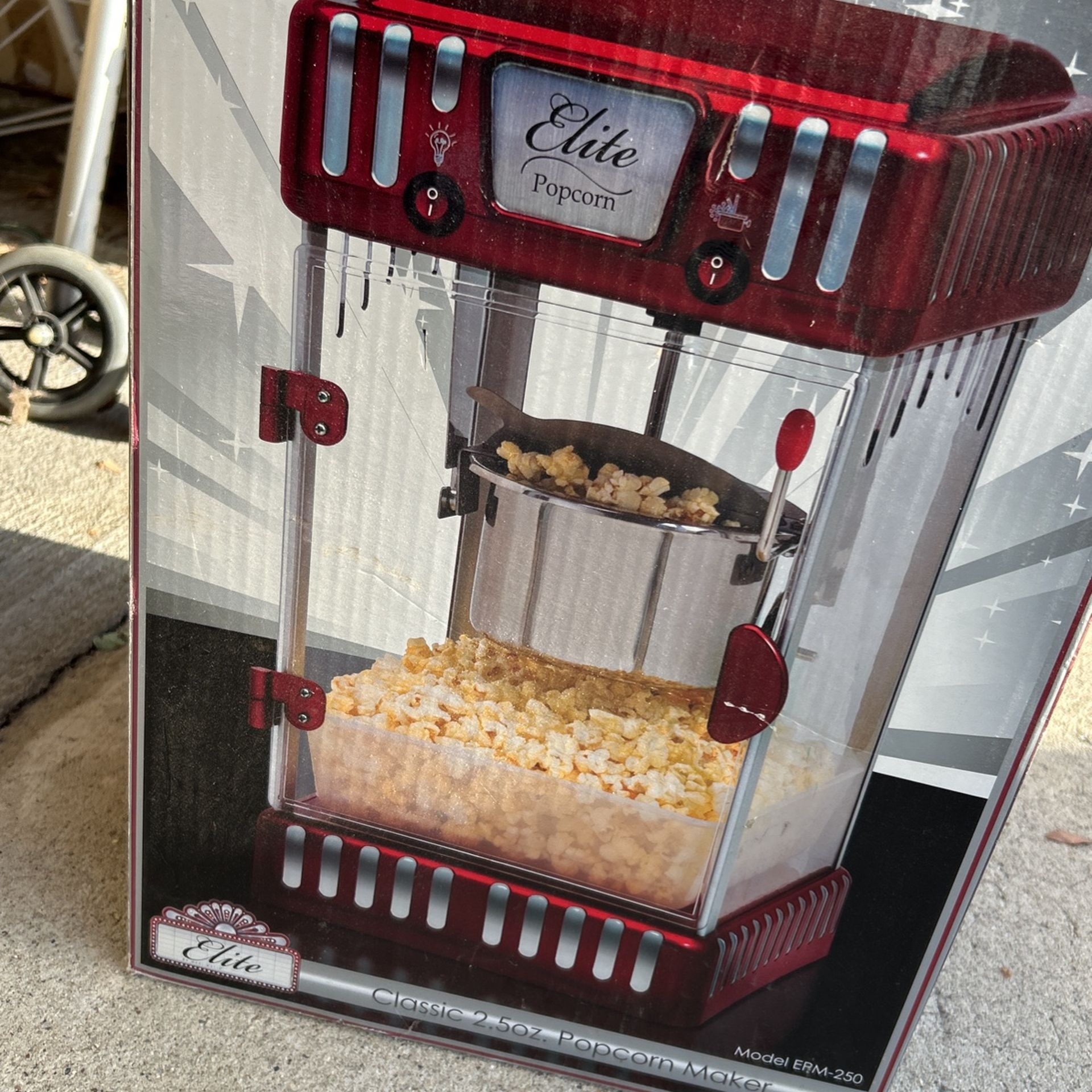 Classic elite Popcorn Maker. for Sale in Los Angeles, CA OfferUp