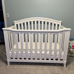 Sorelle Berkley Convertible Crib