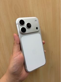 iPhone 17 Pro 256 GB Unlocked For Any Carrier