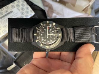 Marathon military Pilot Navigator w/Date (NAV-D), a 41 mm quartz watch built to MIL-PRF-46374G new