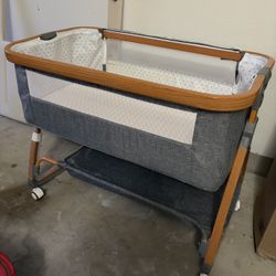 Bassinet 