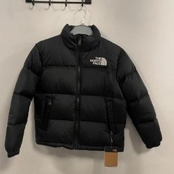 The North Face 1996 Retro Nuptse 700 Fill Packable Jacket
Recycled TNF Black