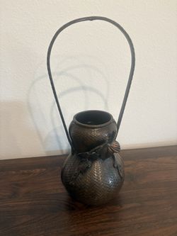 1940 Antique Japanese Vase!