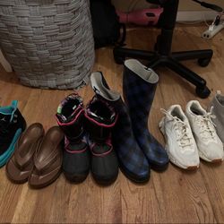 Girls Shoes 