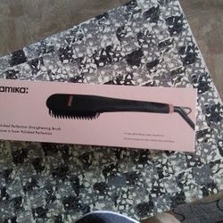 Straightening Brush
