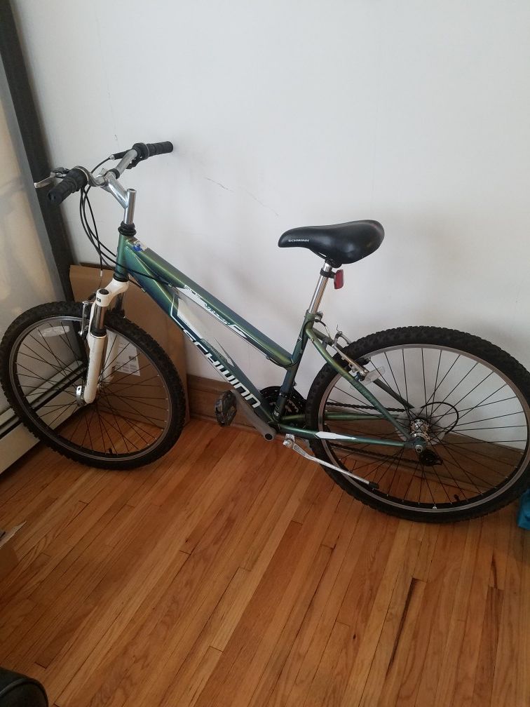 26" Schwinn Sidewinder Women's Mountain Bike