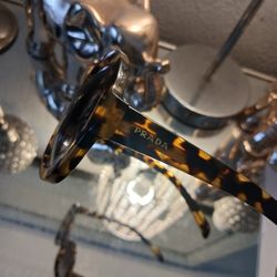 PRADA SUNGLASSES 
