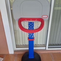 Little Tikes Basketball Set