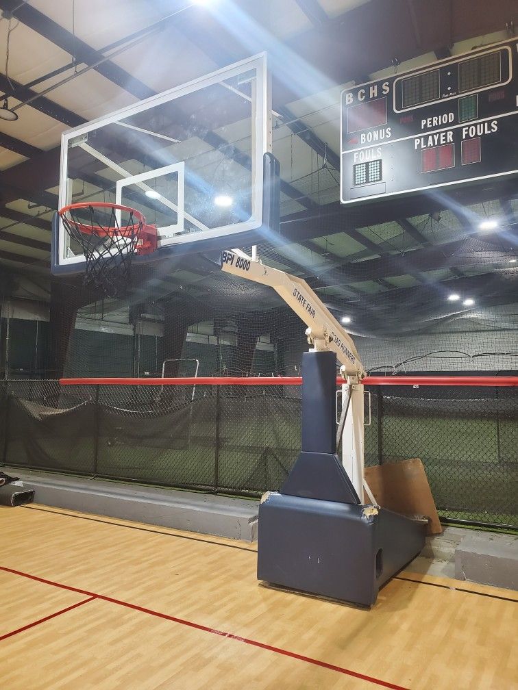 Spalding BPI 8000 Basketball Hoops (2 Hoops)