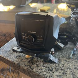 Complete Marine Rockford Fosgate Stereo 