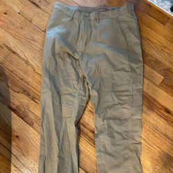 Beige men's pants size 34 x 30" 