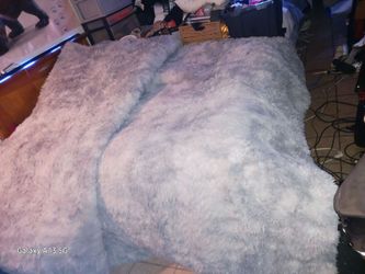 10 ft x 10 ft light gray area rug