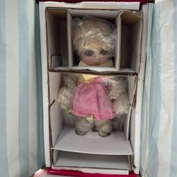 NEW- Marie Osmond "Baby Fabric Doll In Box Seated 14" #F3