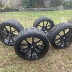 20’ BMW WHEELS AND Pirelli Run Flat TIRES