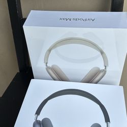 AirPods Max 2nd Generation USB-C Starlight 