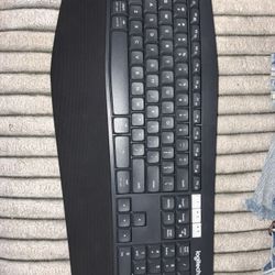Logitech Keyboard 