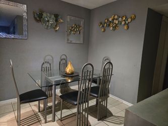 DINING ROOMS SET 6 CHAIRS FREE DRESSER