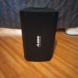 Alesis Strike 12 2000 Watt Drum Amp In Brand-New Condition 