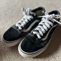VANS Shoes Women’s 7 Men’s 5.5