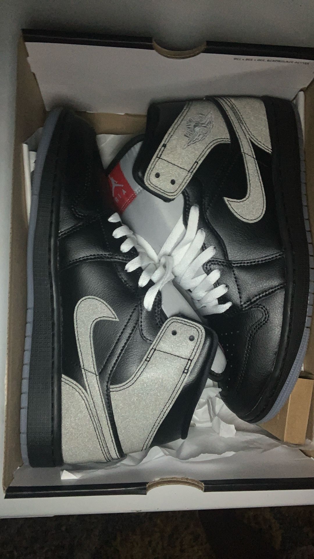 Jordan 1 Mid Se