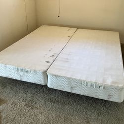 Free King Metal Bed Frame & Box Spring 