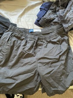 Old Navy Shorts Size Large Men’s 