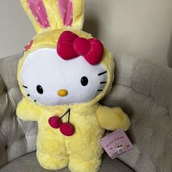 HELLO KITTY 2024 EASTER GREETER , BRAND NEW!
