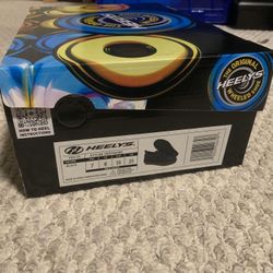 Heeleys  Men’s 7 / Woman’s 8