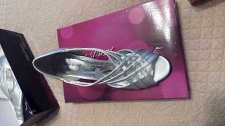 Easy Street Silver Strappy Heeled Sandals