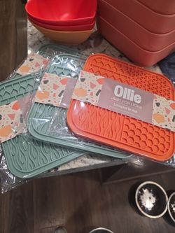 Pet supplies