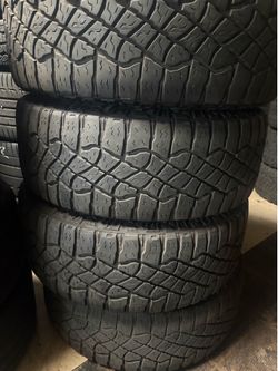 Tires 305-70r18 Goodyear