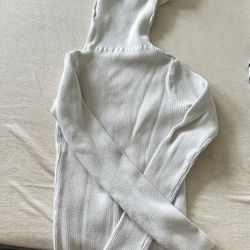 Basic Turtleneck White Knit Sweater