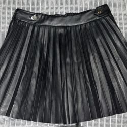 Sexy Mini Black Skirt Tennis Style Leather 
