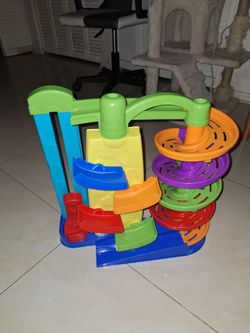 KIDS CAR TOWER
