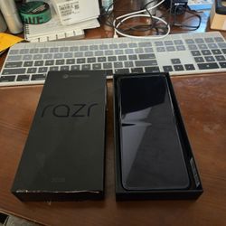 Motorola Razr 5G 256GB  (UNLOCKED)