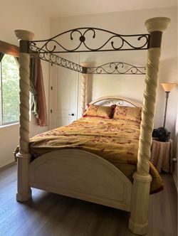 Canopy Bed