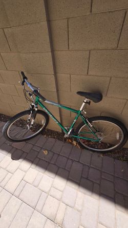 Specialized in GREEN