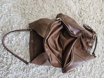 Coach Large Lexy Shoulder Bag F23511 Saddle Brown Leather Compartment Hobo for Sale in Alhambra CA OfferUp