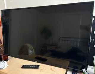 ONN Flat Screen TV with Remote