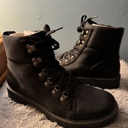 Women’s Combat Boots