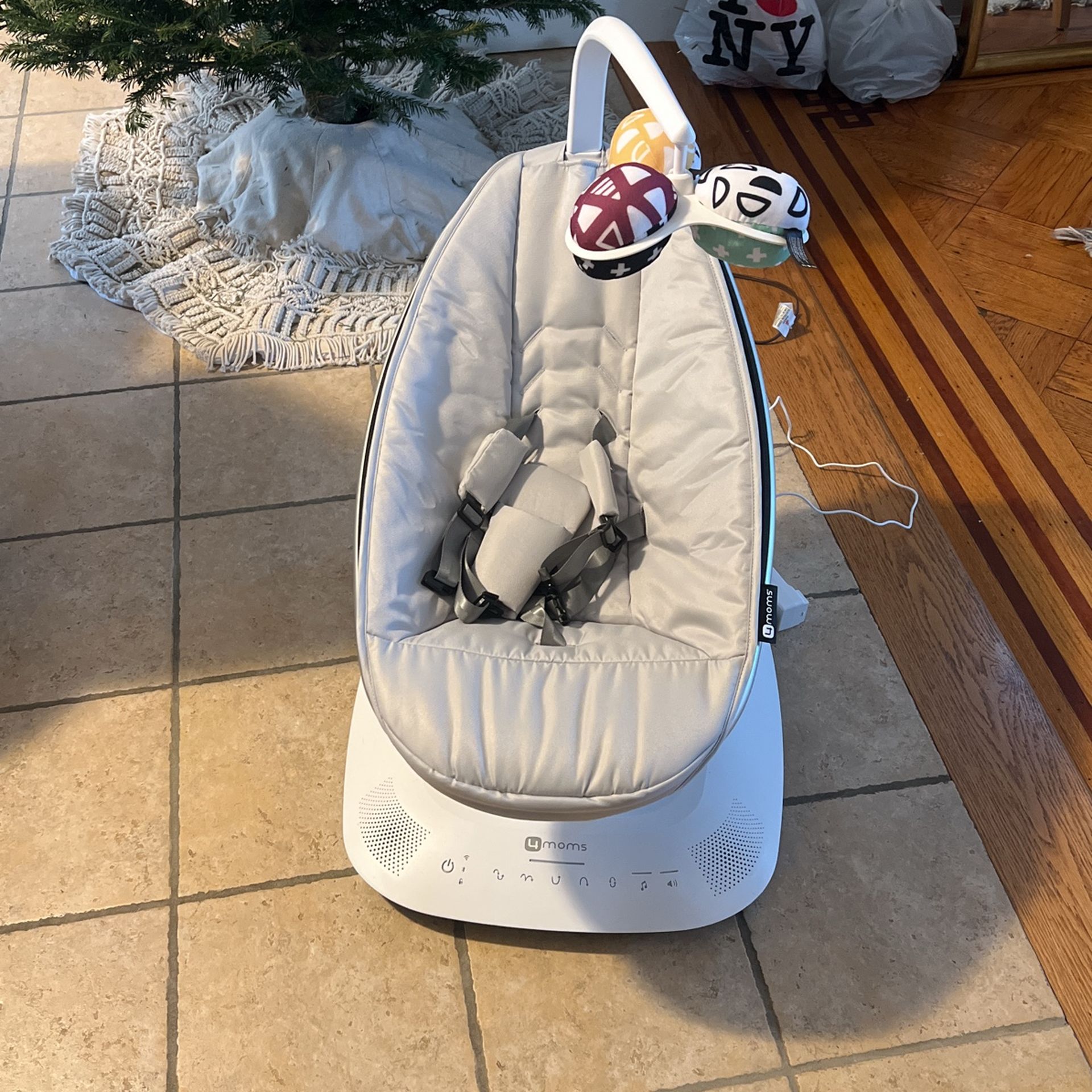 mamaRoo multi-motion baby swing MSRP $269.99