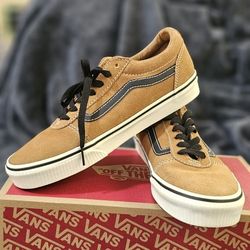 Brand New Vans Men Size 8.5. 