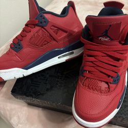 AIR JORDAN 4 RETRO (GS) GYM RED/OBSIDIAN-WHITE ROUGE GYM/BLANC Size 6.5