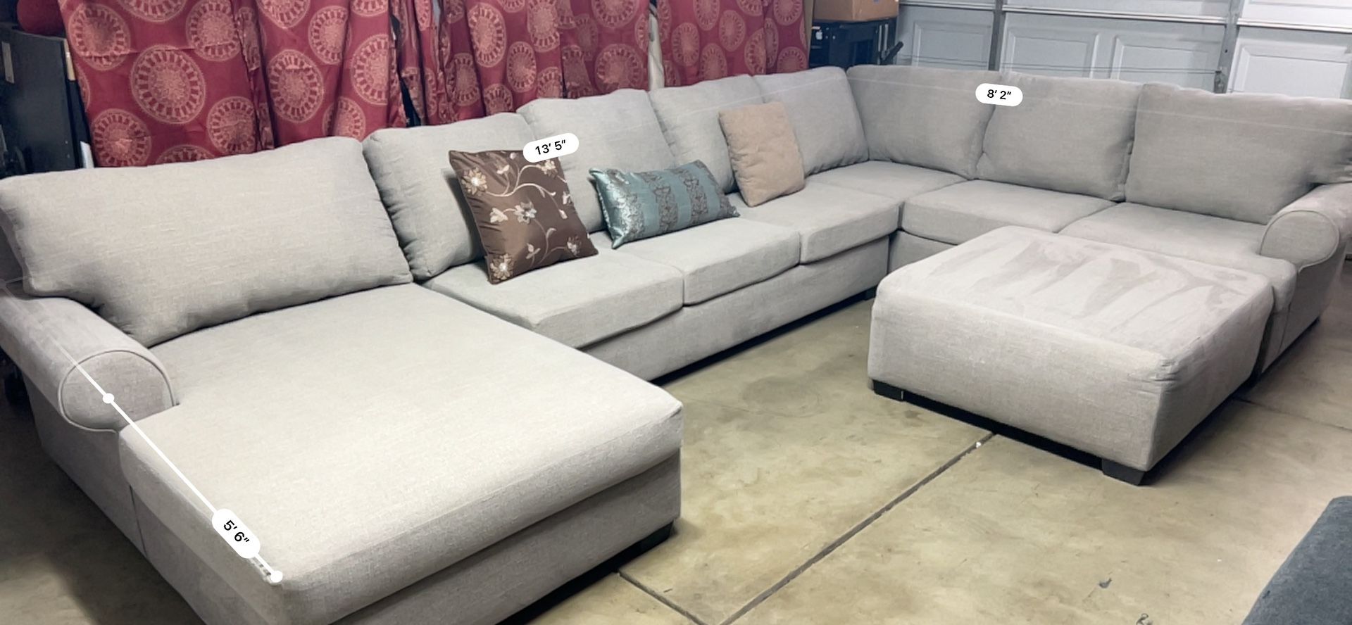 U Shape Couch With Ottoman 