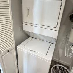 Washer and dryer set