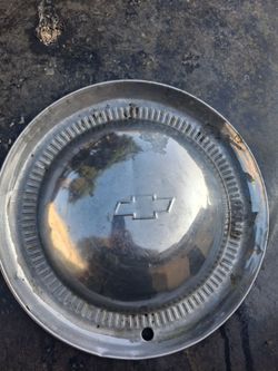 Chevy belair hubcap