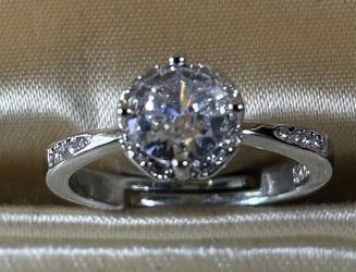 High Quality Moissanite  Ring For Women Shiny Zircon One Carot Engagement Wedding Ring