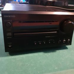 Onkyo Stereo Receiver