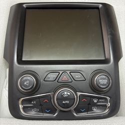 13-17 DODGE RAM 1(contact info removed) 3500 8.4 RADIO WITH TEMPERATURE CONTROLS VP4 NA NAV